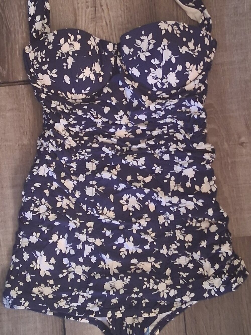 Michael Kors 4 Shirred Halter Swimsuit Swimdress  Indigo Floral UW New with tag